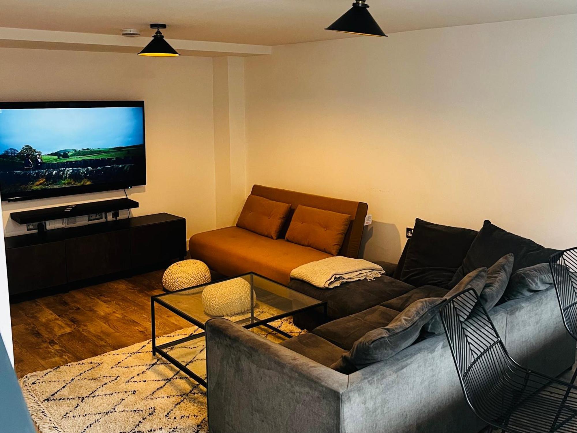 Luxurious 1-Bedroom With Parking Birmingham Extérieur photo